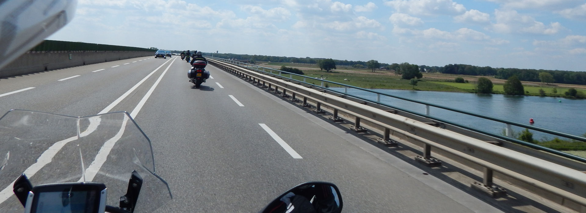 Motorrijbewijspoint Waardenburg spoedopleiding motorrijbewijs